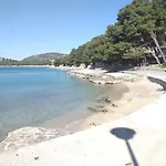 Apartment Ivan By The Sea Tribunj (Sibenik-Knin)