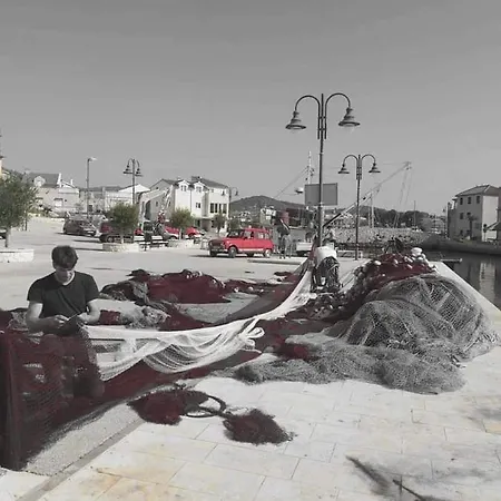Διαμέρισμα Apartmani Ivan Just By The Beach *