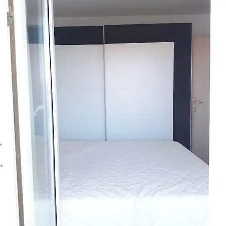 Apartmani Ivan Just By The Beach Tribalj