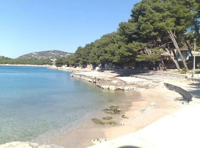 Ivan By The Sea Apartman