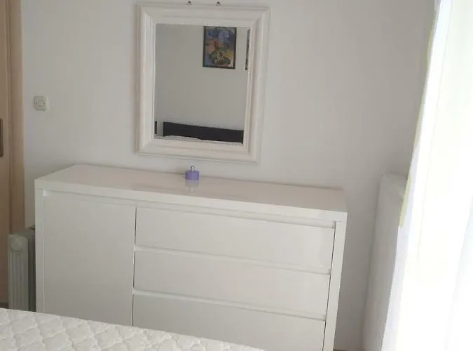 Ivan By The Sea Apartman *